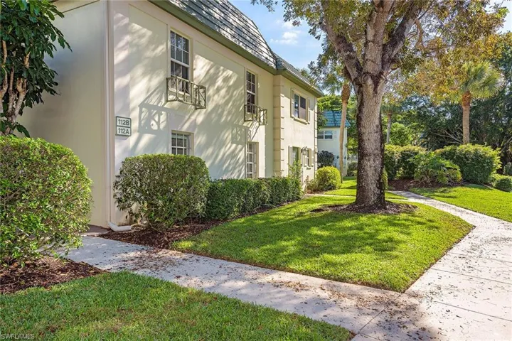 112  Bob O Link  WAY, Naples, FL 34105