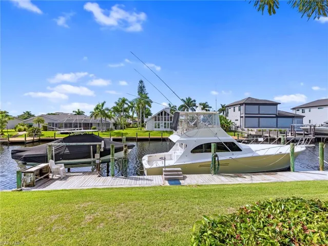 822 Cypress Lake Cir, Fort Myers, Florida 33919
