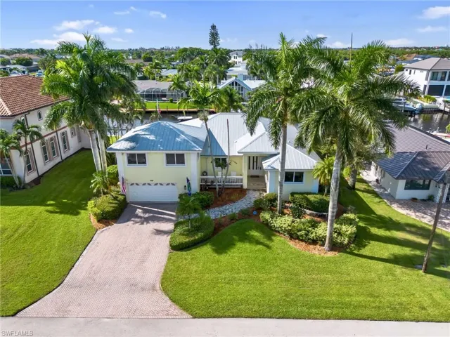 822 Cypress Lake Cir, Fort Myers, Florida 33919