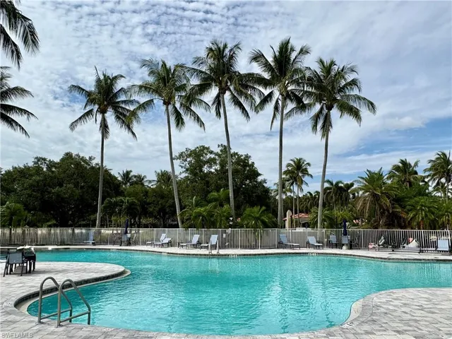Community pool