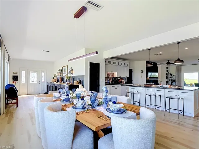 2795 River Rd, Moore Haven, Florida 33471