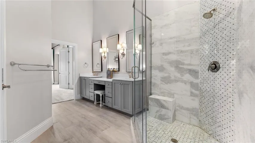 Walk- In Shower with frameless glass shower door!