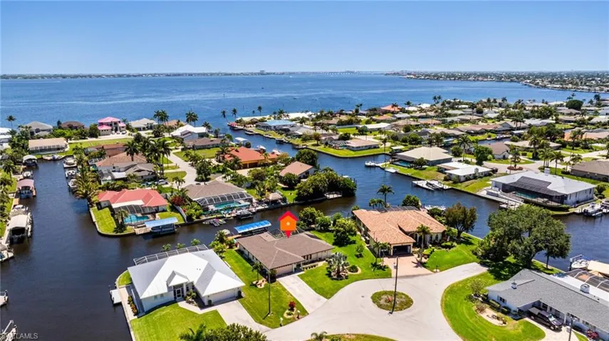 2534 Se 24th Pl, Cape Coral, Florida 33904