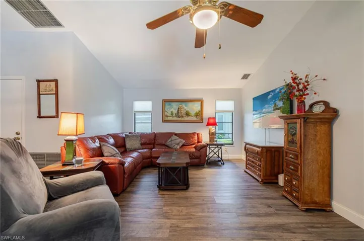 2534 Se 24th Pl, Cape Coral, Florida 33904