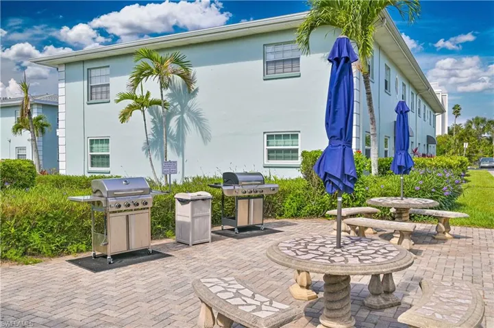 3332 N Key Dr 2, North Fort Myers, Florida 33903