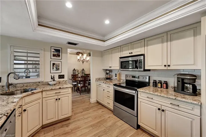 2972  41st SW TER, Naples, FL 34116