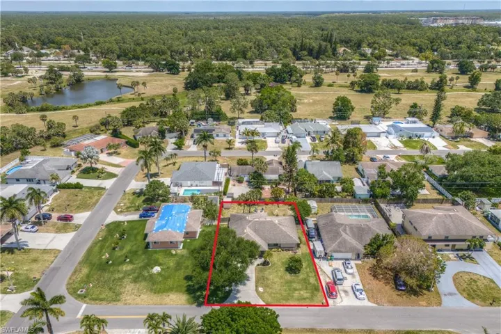 2972  41st SW TER, Naples, FL 34116
