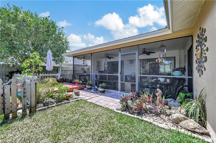 2972  41st SW TER, Naples, FL 34116