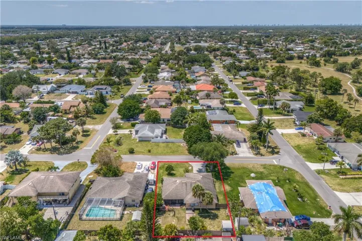 2972  41st SW TER, Naples, FL 34116