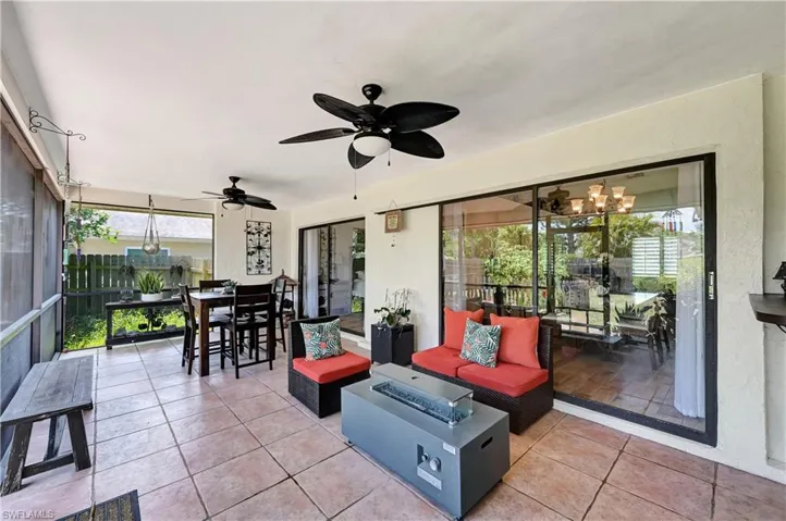 2972  41st SW TER, Naples, FL 34116