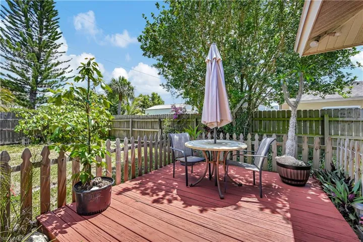 2972  41st SW TER, Naples, FL 34116