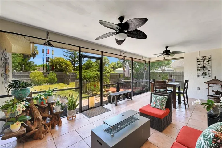 2972  41st SW TER, Naples, FL 34116
