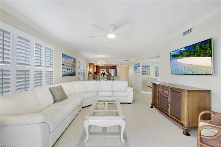 6640  Ilex  CIR, Naples, FL 34109