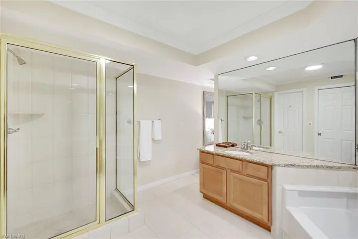 6640  Ilex  CIR, Naples, FL 34109