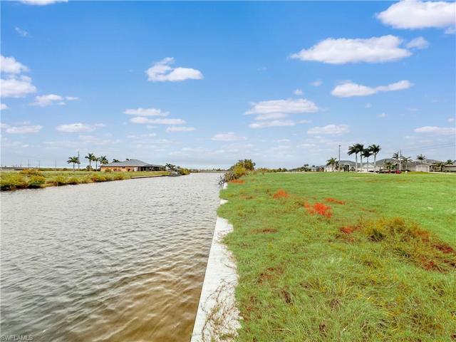 1013 NW 33rd AVE, CAPE CORAL FL 33993