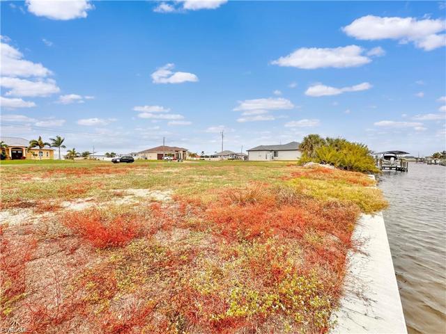 1013 NW 33rd AVE, CAPE CORAL FL 33993