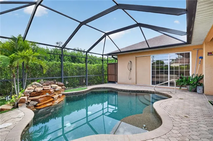 6817 Eagle St, Fort Myers, Florida 33966