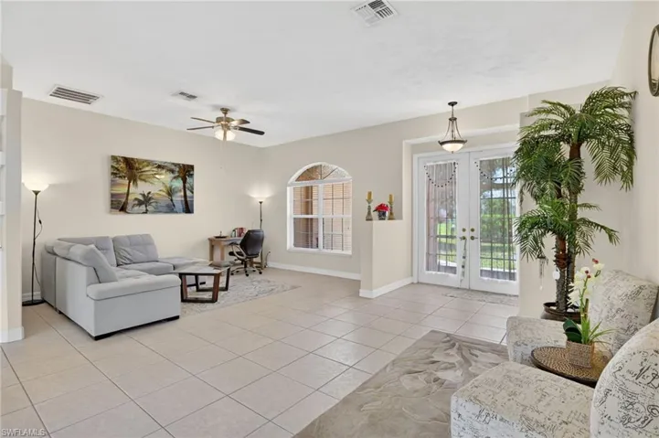 6817 Eagle St, Fort Myers, Florida 33966