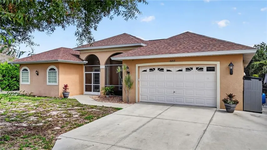 6817 Eagle St, Fort Myers, Florida 33966