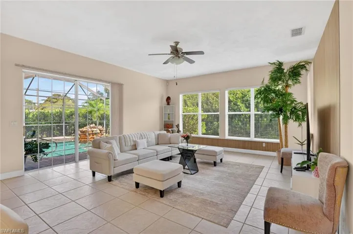 6817 Eagle St, Fort Myers, Florida 33966