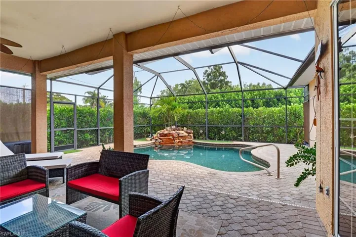 6817 Eagle St, Fort Myers, Florida 33966