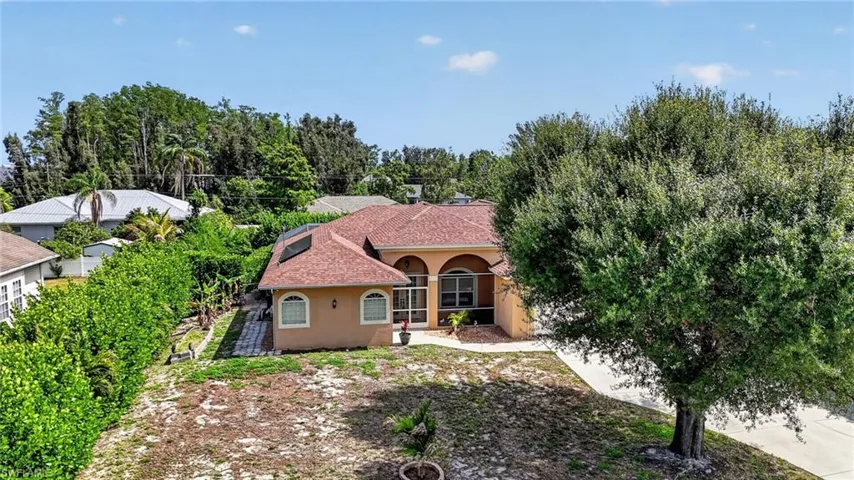 6817 Eagle St, Fort Myers, Florida 33966