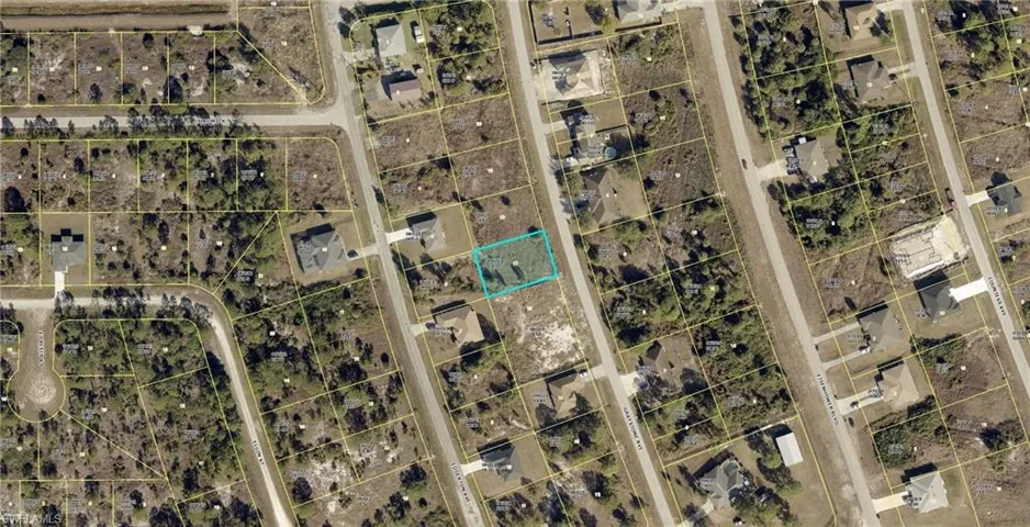 966 Graystone Ave, Lehigh Acres, Florida 33974
