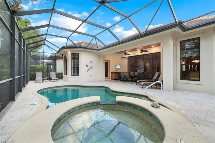 Expansive Screened Lanai