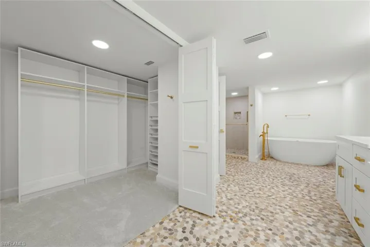 3145 W Gulf Dr # 102, Sanibel, Florida 33957