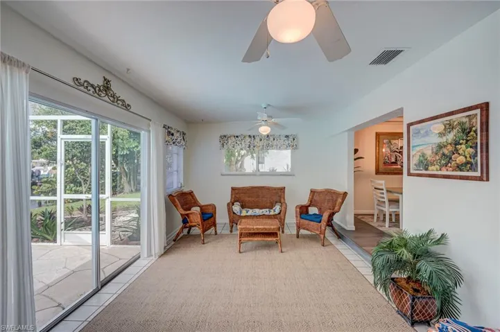 1914 Ottersrest Ln, Cape Coral, Florida 33990