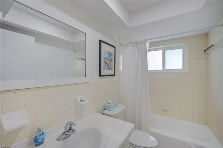1914 Ottersrest Ln, Cape Coral, Florida 33990