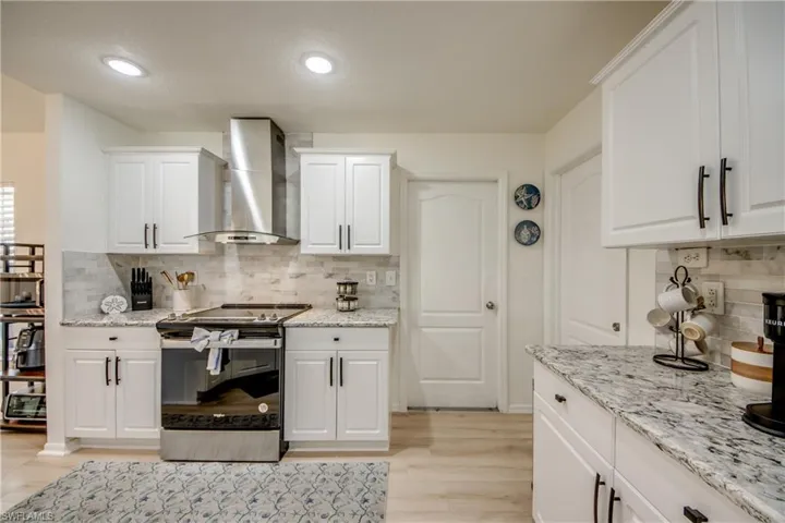 2920 NW 25th  LN, Cape Coral, FL 33993