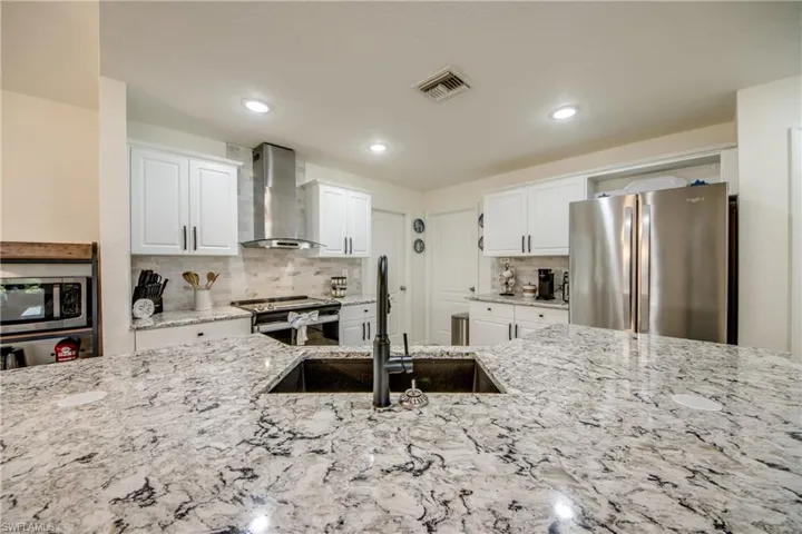 2920 NW 25th  LN, Cape Coral, FL 33993