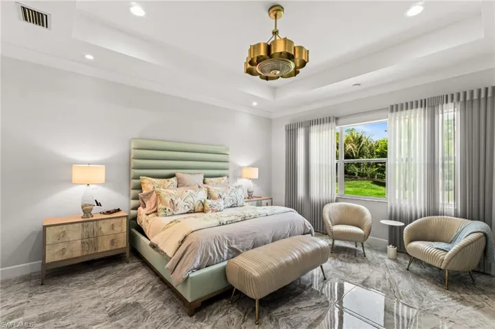 12033  Azalea  WAY, Naples, FL 34120