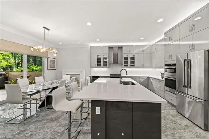12033  Azalea  WAY, Naples, FL 34120