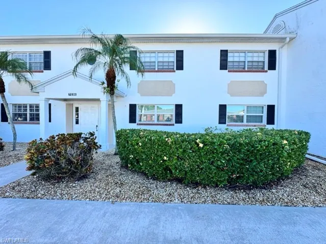 7035  Cedarhurst  DR, Fort Myers, FL 33919