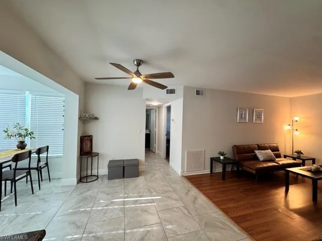 7035  Cedarhurst  DR, Fort Myers, FL 33919
