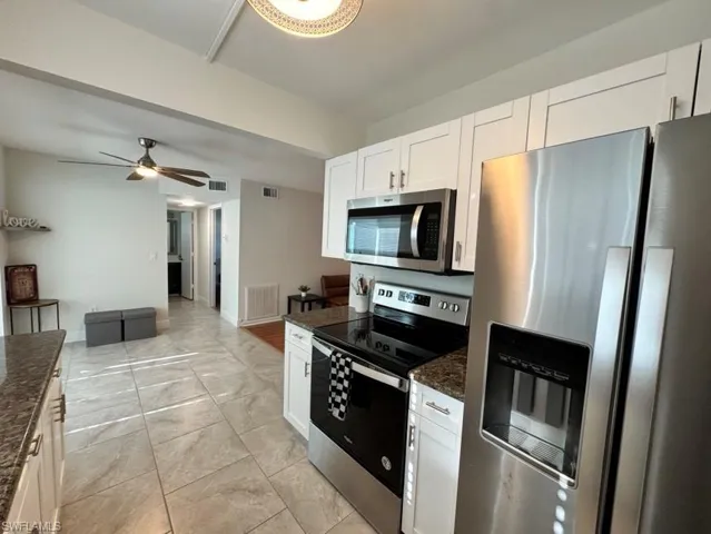 7035  Cedarhurst  DR, Fort Myers, FL 33919