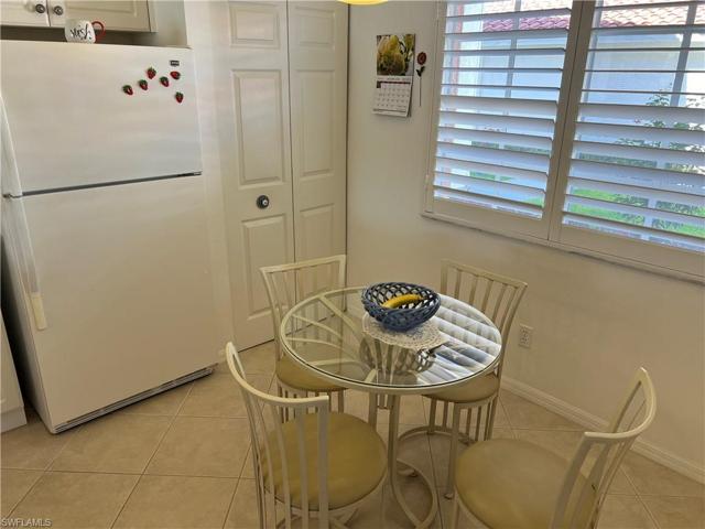 550  Gabriel  CIR, Naples, FL 34104