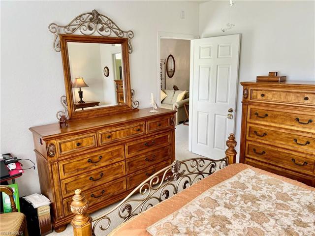550  Gabriel  CIR, Naples, FL 34104