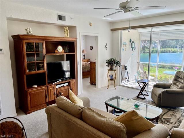 550  Gabriel  CIR, Naples, FL 34104