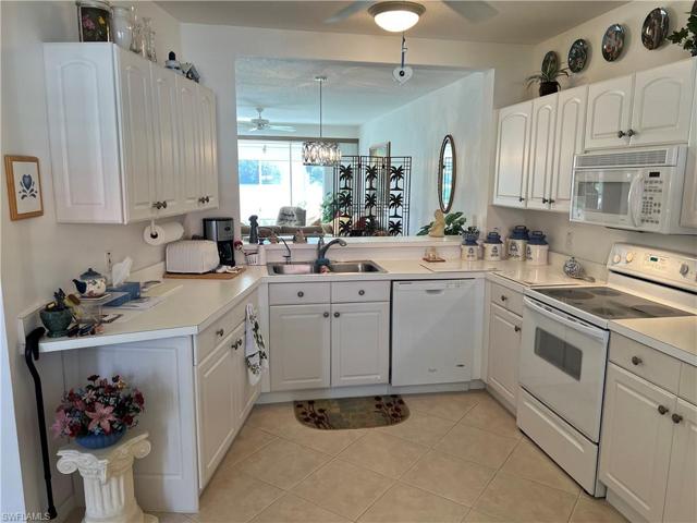550  Gabriel  CIR, Naples, FL 34104
