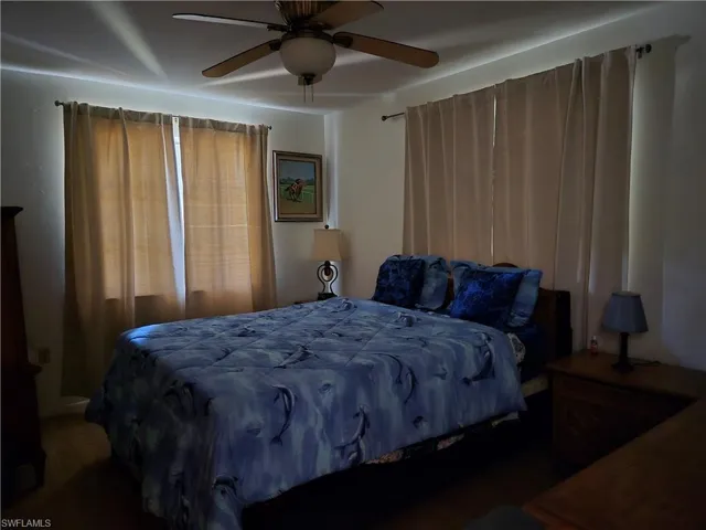 Bedroom with ceiling fan