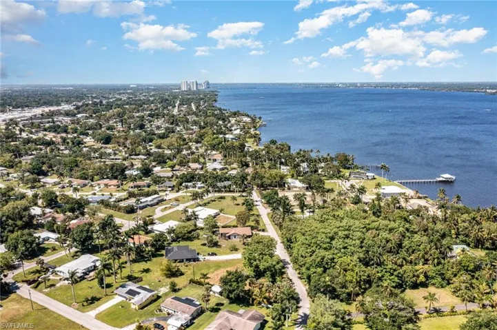 4364 Cypress Ln, Fort Myers Fl 33905