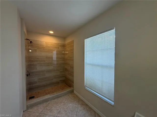 3527 NE 19th  PL, Cape Coral, FL 33909