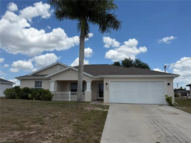3527 NE 19th  PL, Cape Coral, FL 33909