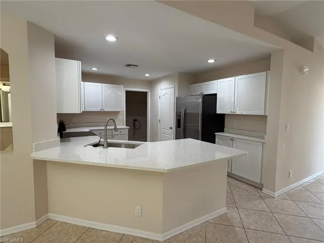 3527 NE 19th  PL, Cape Coral, FL 33909