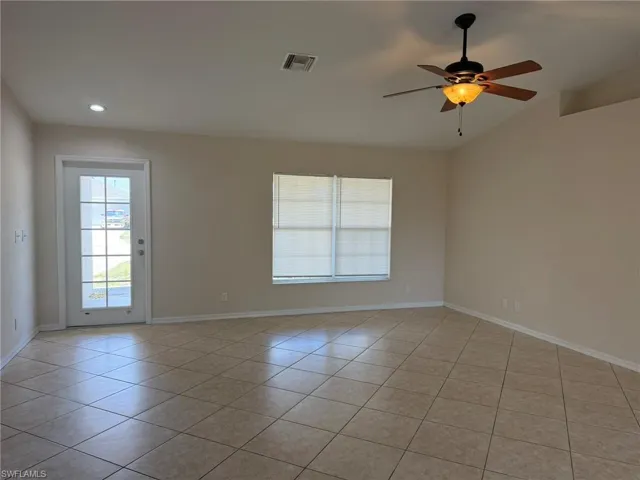 3527 NE 19th  PL, Cape Coral, FL 33909