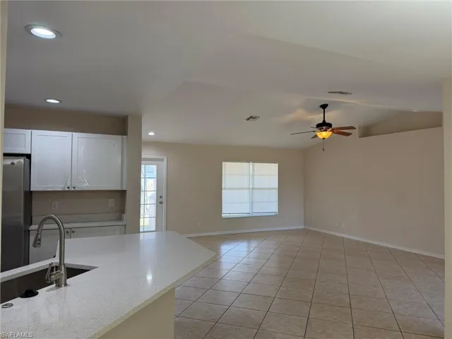 3527 NE 19th  PL, Cape Coral, FL 33909