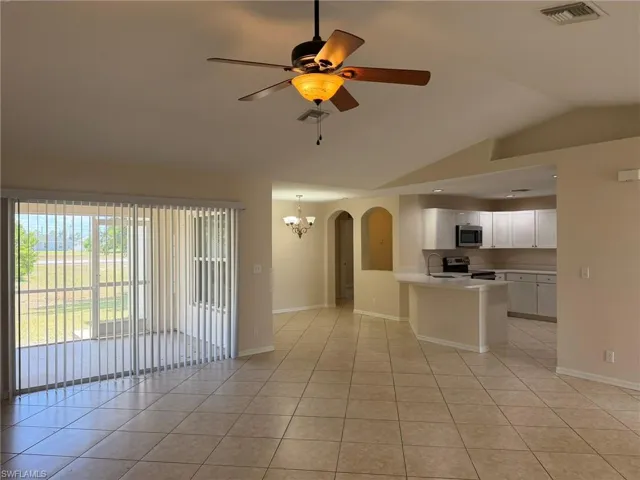 3527 NE 19th  PL, Cape Coral, FL 33909